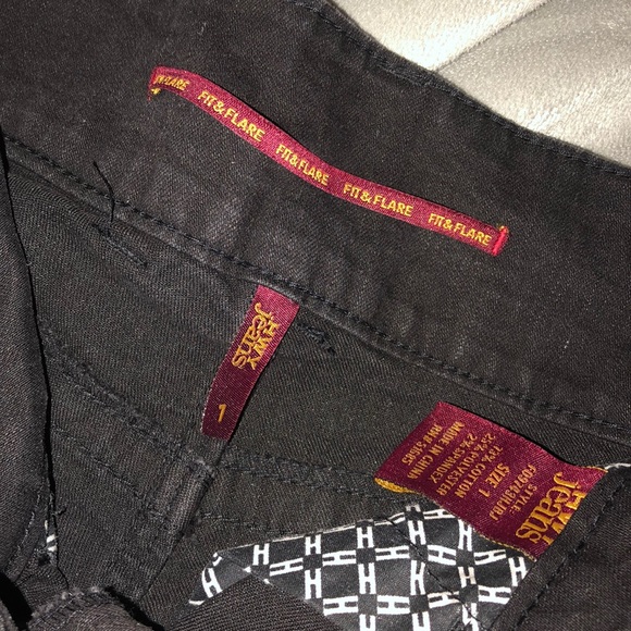 HWY Jeans 1 Fit and Flare black jeans - Picture 3 of 3
